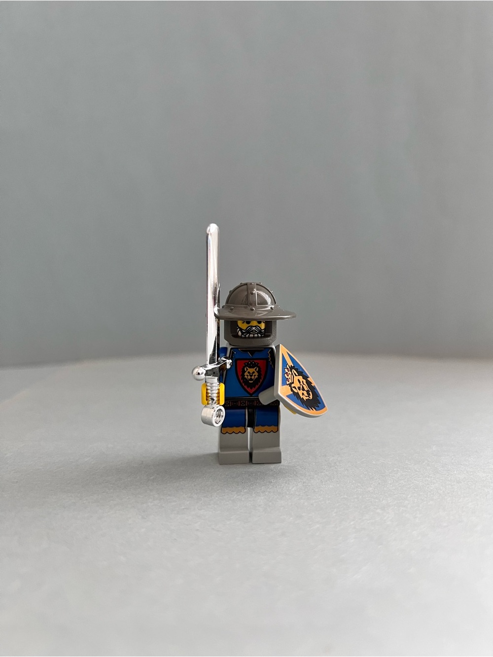 LEGO Castle King Leo Minifigure
